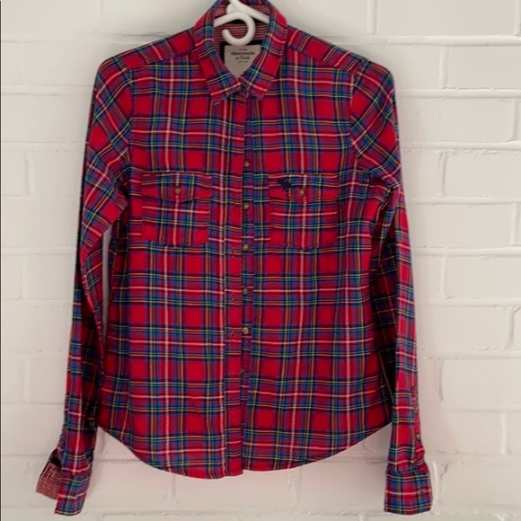 Girls Teens Womens Abercrombie Festive Holiday Christmas Plaid Shirt Size M - Picture 2 of 6